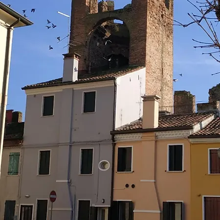 招待所 Il Torrione Di Lara Locazione Turistica 蒙塔尼亚纳