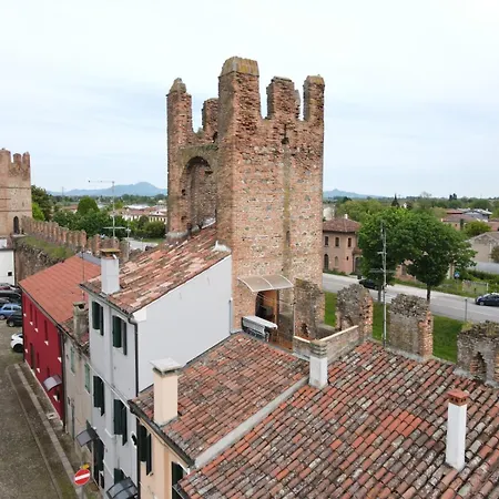 Il Torrione Di Lara Locazione Turistica 蒙塔尼亚纳